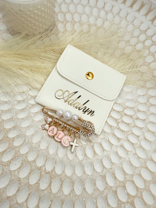 BundleBliss Pin